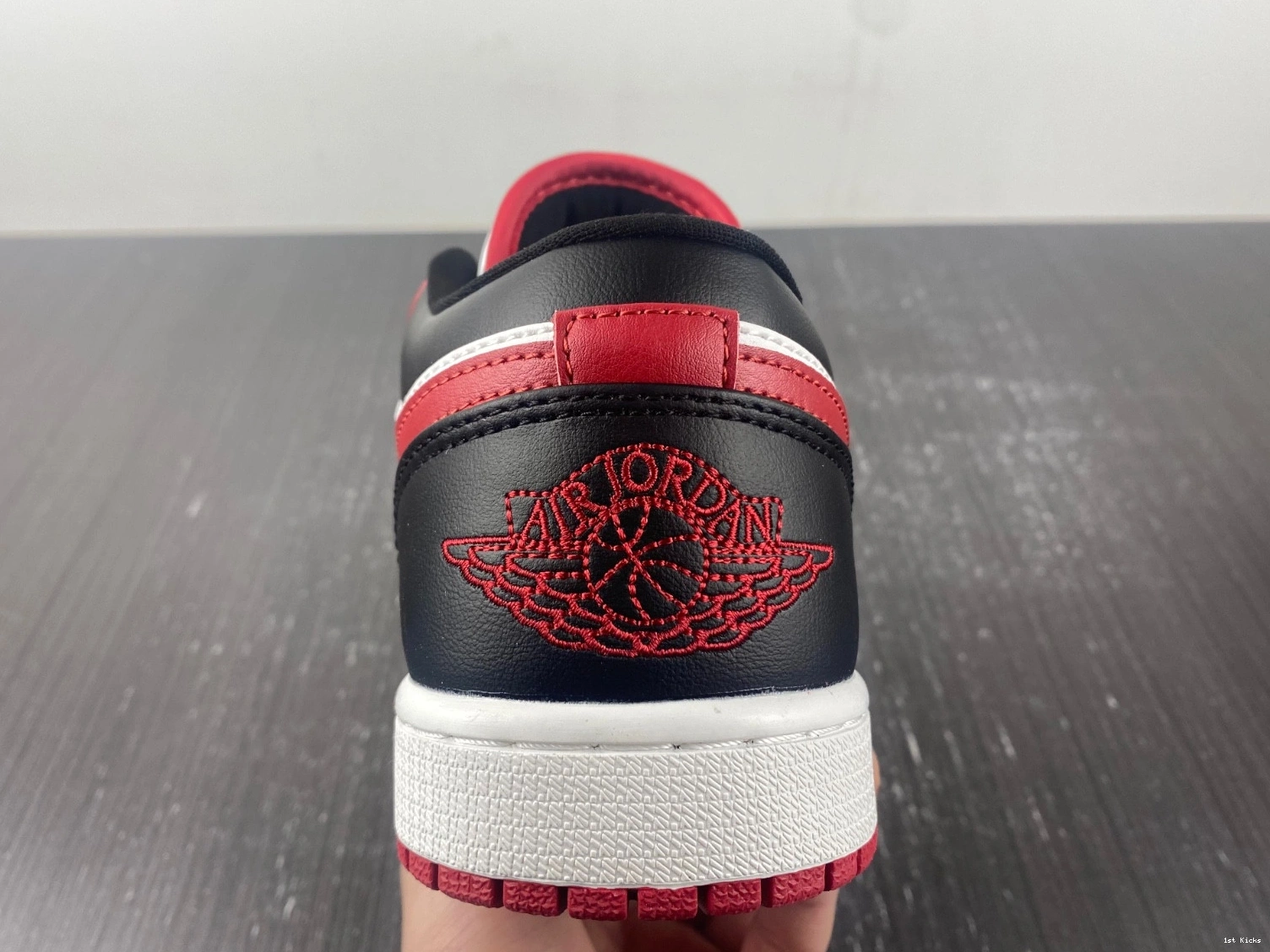 DC0774-160 Black Low 1 (Women's) - Reverse Jordan Toe 0125